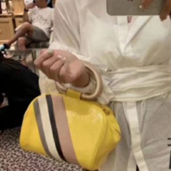 NEW! NWT! Tory Burch Half Moon Strip Mini Satchel Boston  -Yellow Leather Women - Picture 9 of 16